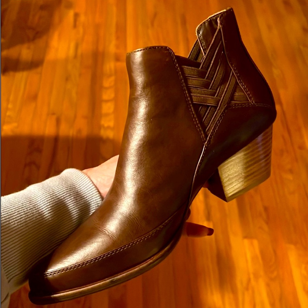 🤎KELSI DAGGER ANKLE BOOTS🤎